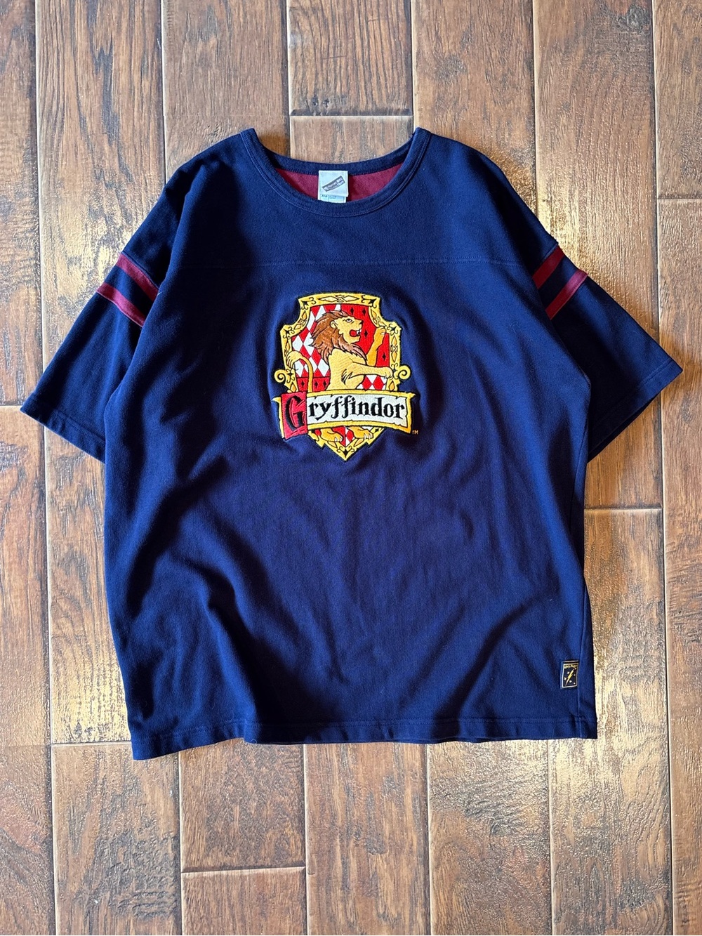 Vintage Y2K 2000 Harry Potter Gryffindor T-Shirt